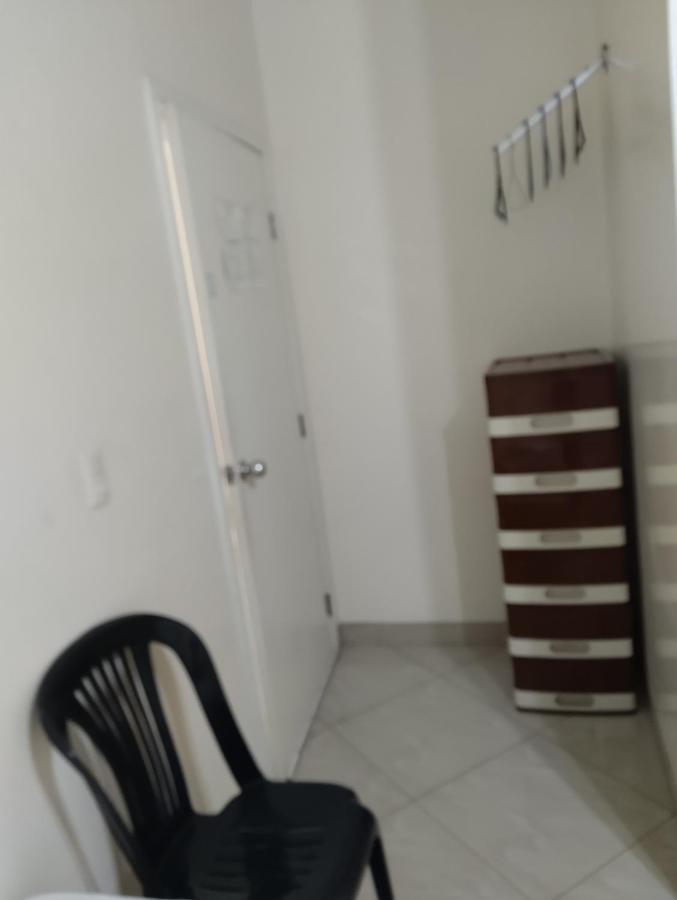 Hotel Jeshua Simmonds Гуаякуил Екстериор снимка